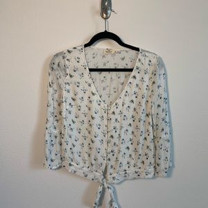 White Hollister Blouse. Never worn!